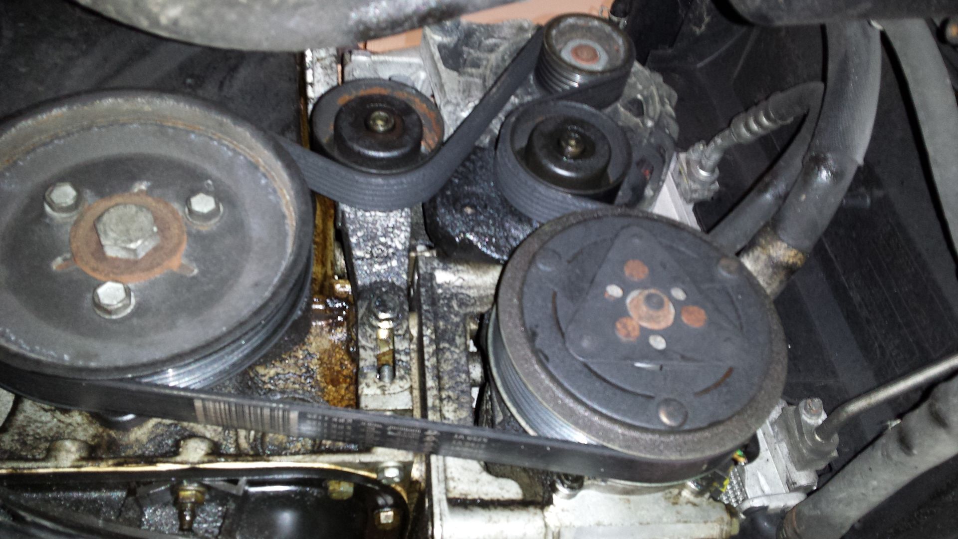 307 1.4 with manual aux belt tensioner? is this standard? Peugeot Forums